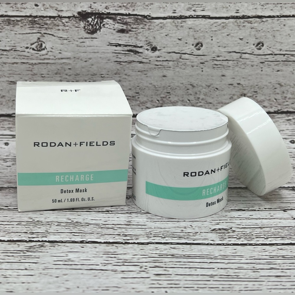 Rodan + Fields Recharge Detox Mask